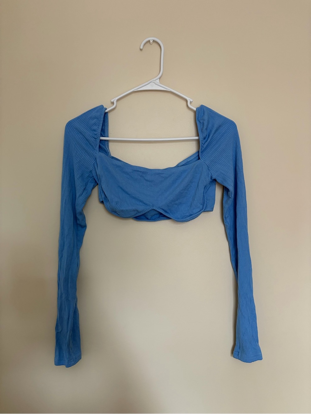 SHEIN Blue Ribbed Long-Sleeve Cropped Top